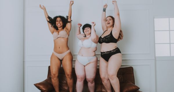 Szexi plus-size fehérneműk teltebb idomokra