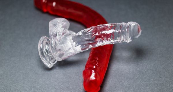 Élethű műpénisz, az élvezetes önkielégítés titka