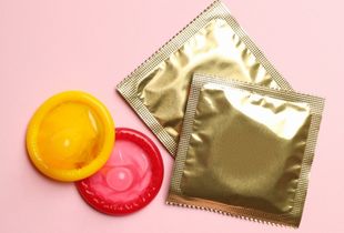 Milyen óvszert vegyek? Komplett útmutató méretekhez, típusokhoz és biztonsághoz